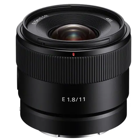 Объектив Sony E 11mm F1.8 (SEL11F18)